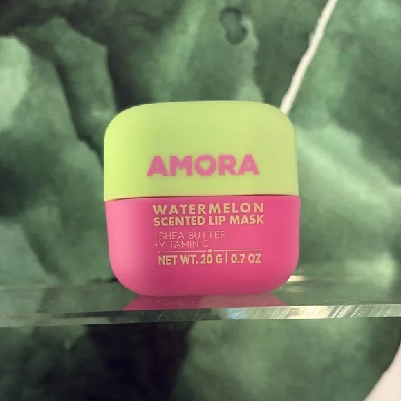 Watermelon Scented Lip Mask - Pink and Green - Picture 2 of 3